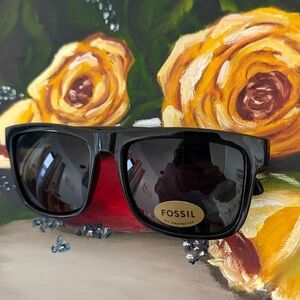 New Fossil Sunglasses ( never worn)